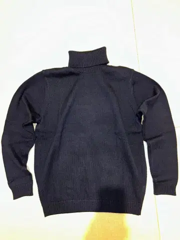 TOMORROWLAND 터틀넥 스웨터