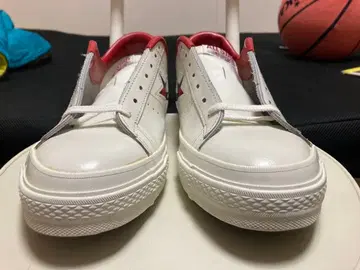 ALL STAR 화이트/레드 스니커즈