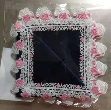 PEANUTS 스누피 긴자와 레이스