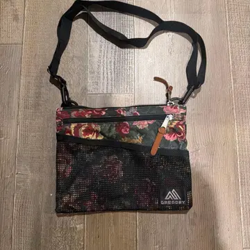 GREGORY 그레고리 가든 태피스트리 플로럴 사코슈