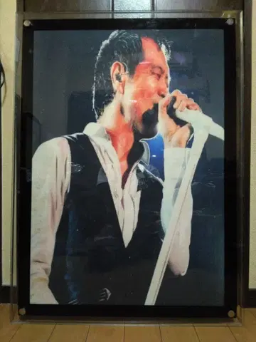 라이브 퍼포먼스 포스터 대형 프레임 포함