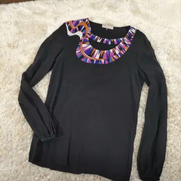 EMILIO PUCCI 긴팔 실크 프론트 컷 아웃 상의