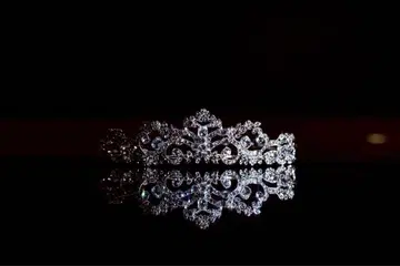 웨딩 티아라 크리스탈 장식