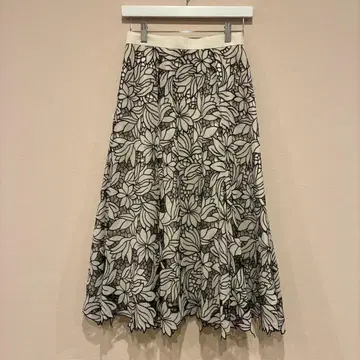 JUSGLITTY 저스길리티 꽃무늬 자수 고급스러운 성인 [ f15 ]