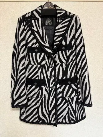 [ 새상품급 ] 이타리야 GK 제브라 패턴 코트 자켓 모노톤