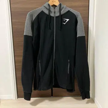 GYMSHARK 후드 부착 후드티 M 블랙/다크 그레이