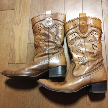 브라운 자수 웨스턴 부츠 천연 가죽