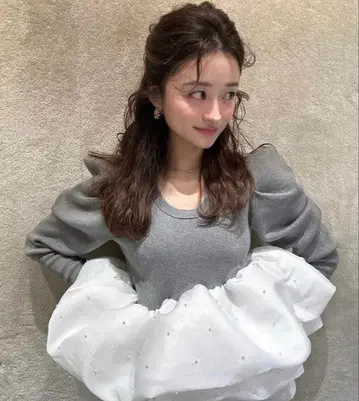 bibiy AMELIE PEPURAMU KNIT 그레이