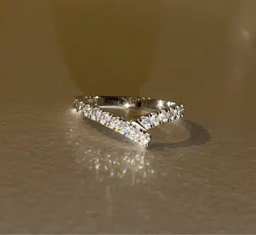 12호 모이사나이트 실버 925 리본 밴딩 V자형