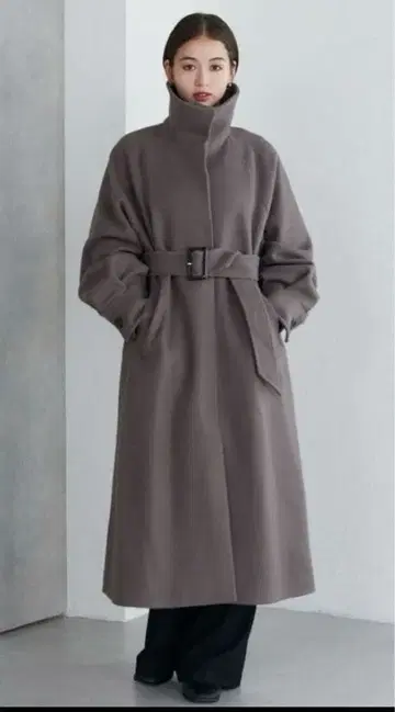 MURUA 스탠드 카라 코트 모카 맥시 길이