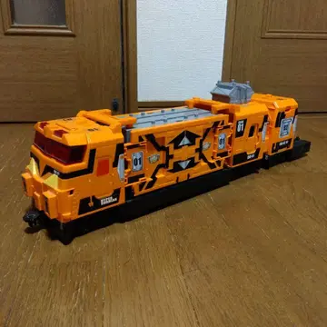 프라레일 하이퍼 가디언 엑스 가이너