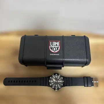 Luminox 방수 아날로그 시계 케이스 포함