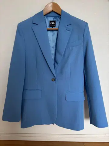 라이트 블루 테일러드 자켓