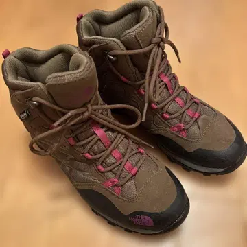 THE NORTH FACE 트레킹 슈즈 24.5cm