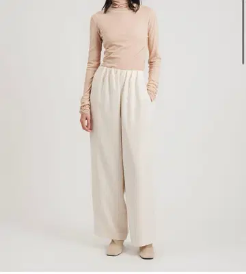 [스터닝 루어] 솔리드 개더 팬츠