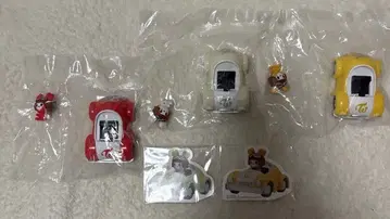 TWICE LOVELYS 풀백카 컬렉션 스티커