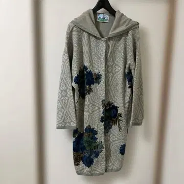 MAGIC 꽃무늬 후드 부착 롱 가디건