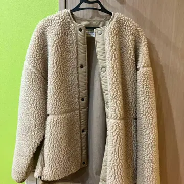 HYKE 베이지 보아 자켓 사이즈 1