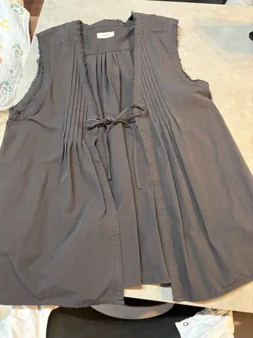 studio CLIP 그레이 플리츠 베스트 F 사이즈