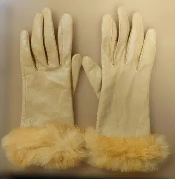 엘레강스 가죽 장갑 퍼 포함 크림색