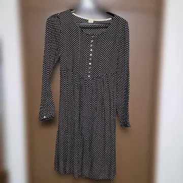 G 블랙 화이트 도트 긴팔 원피스