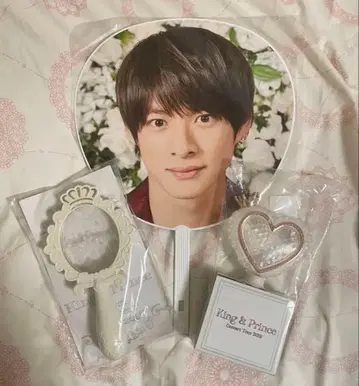 King & Prince 부채와 응원봉