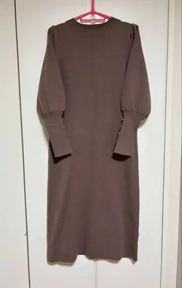 Swingle 브라운 니트 원피스 퍼프 슬리브