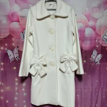 리본 포함 화이트 롱 코트