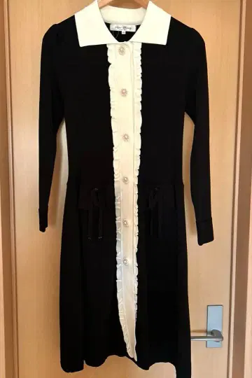 Super Beauty 무릎 기장 원피스 40