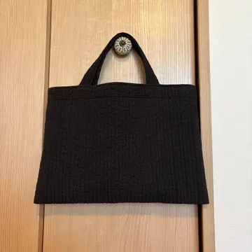 비오는날 MILK (밀크) BLACK