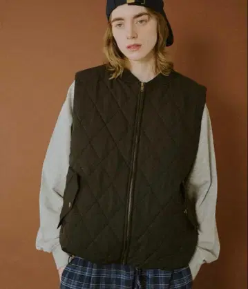 BROKEN BASE 퀼팅 베스트 Quilted Vest