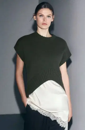 새상품급 ZARA 자라 오버 사이즈 비대칭 밑단 베스트 L 그린 니트