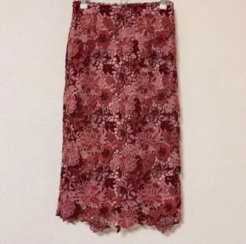 MIIA 꽃무늬 레이스 타이트 스커트