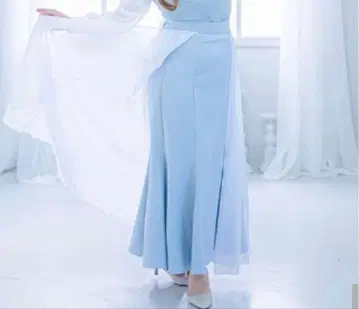 택 포함 새상품 겨울왕국 엘사 쉬폰 머메이드 스커트 M 사이즈