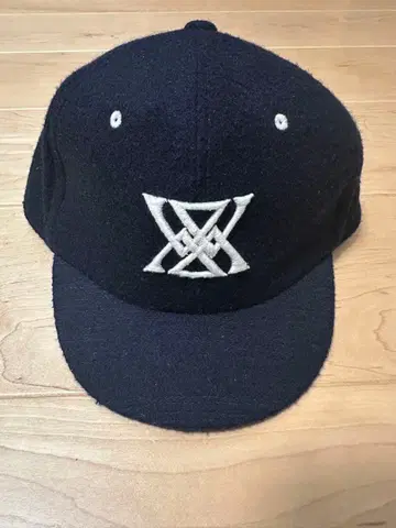 White Mountaineering 울 캡 네이비