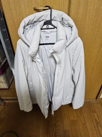 UNIQLO 3XL 화이트 다운 자켓