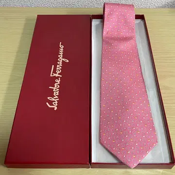 살바토레 페라가모 넥타이