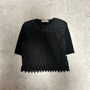 블랙 벨로아 자수 반팔 상의