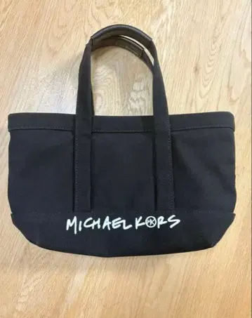 MICHAEL KORS 블랙 토트백