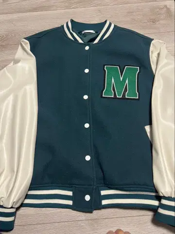 새상품급 BEAMS 바시티 자켓 L 사이즈 그린