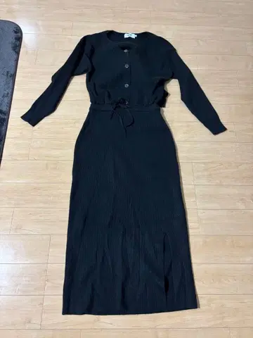 블랙 니트 원피스 긴팔