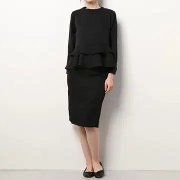 플레어 상의 x 타이트 스커트 셋업