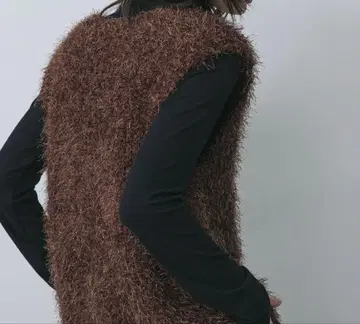 SENSE OF PLACE 몰 페더 니트 베스트