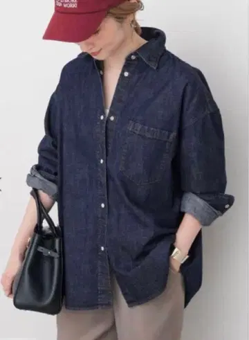 스픽 앤 스팬 라이트 온스 데님 루즈 셔츠