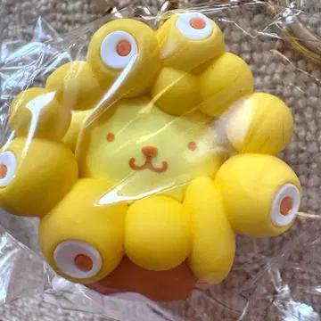 산리오 미야쿠미야쿠 변신 최애 컬러 키링 폼폼푸딩