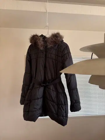 adidas 퍼 달린 다운 자켓 블랙 OT 롱 다운 코트