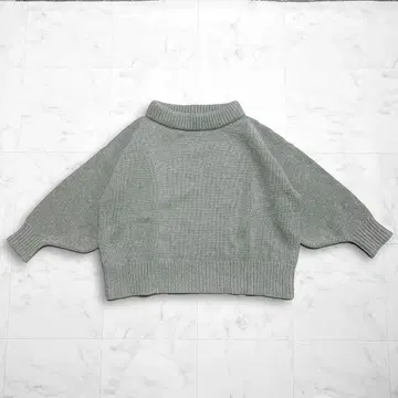 라빠르망 니트 그레이 볼륨 소매 큼직한 넉넉한 두꺼운 원단