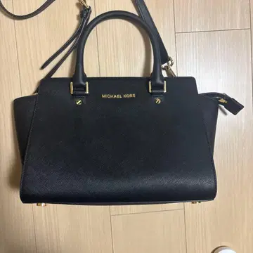 MICHAEL KORS 블랙 숄더백