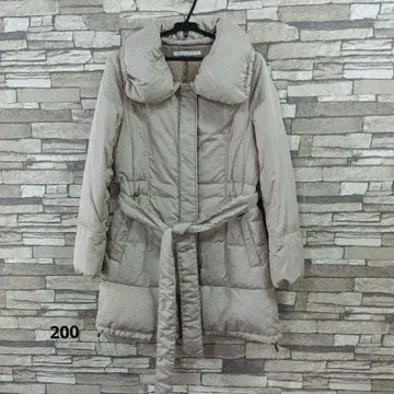 WORLD WIDE REPUBLIC 베이지 다운 자켓