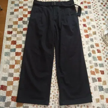 미사용 새상품 GU 치노 벨티드 팬츠 XL